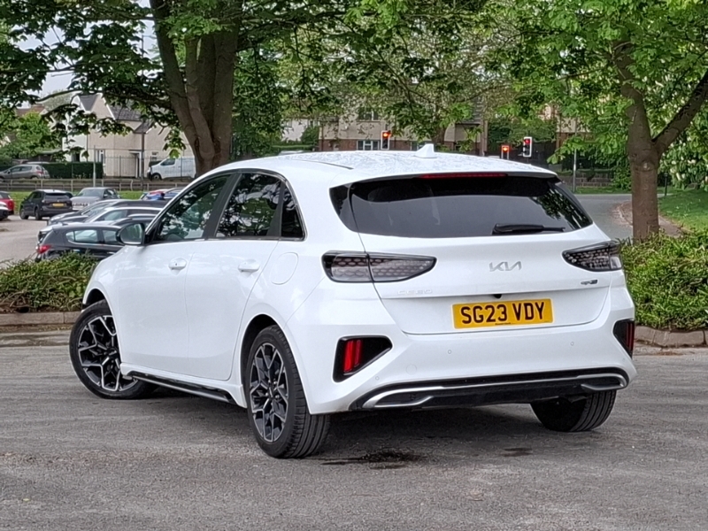 Kia Ceed 1.5T Gdi Isg Gt-line White #2