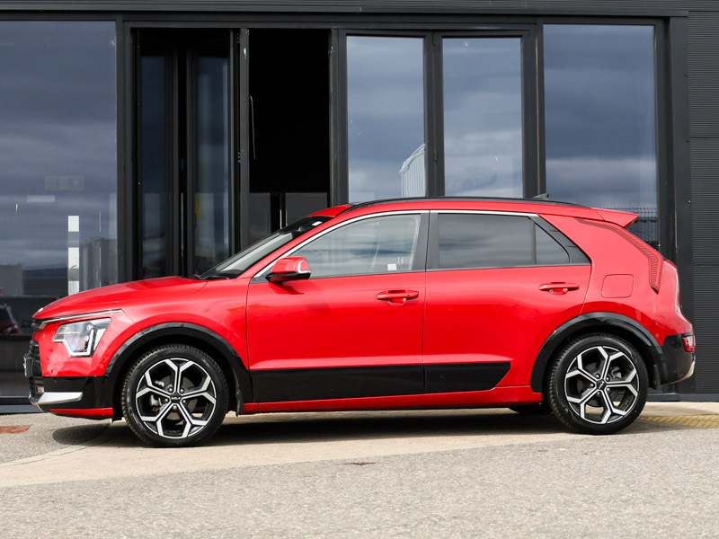 Kia Niro 1.6 Gdi Hybrid 4 Dct Red #4