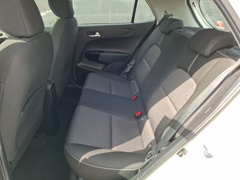 Kia Picanto 1.0 3 4 Seats White #6
