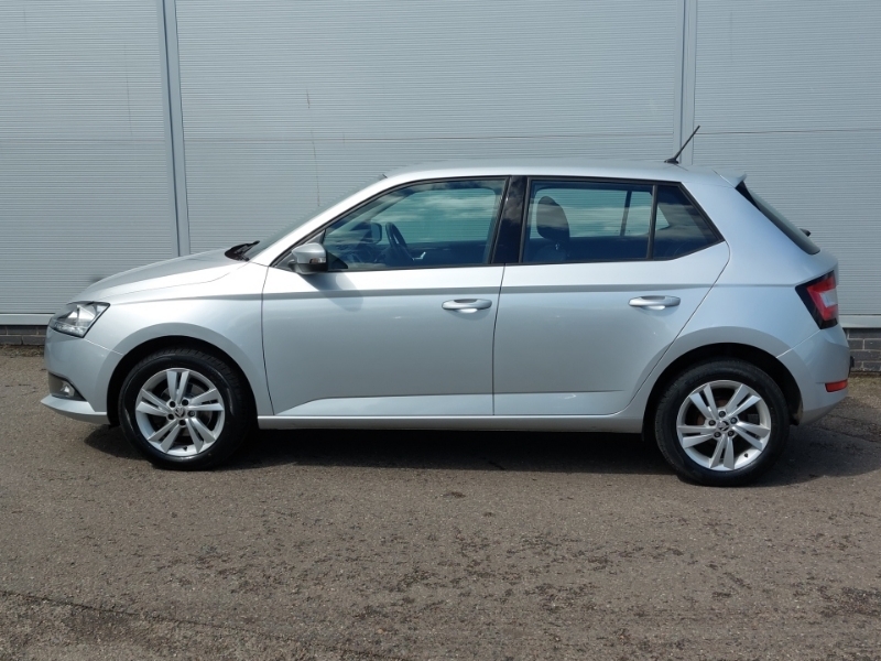 Skoda Fabia 1.0 Tsi Se Silver #4
