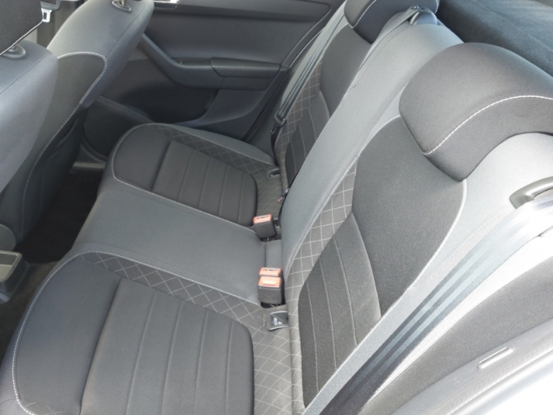 Skoda Fabia 1.0 Tsi Se Silver #6