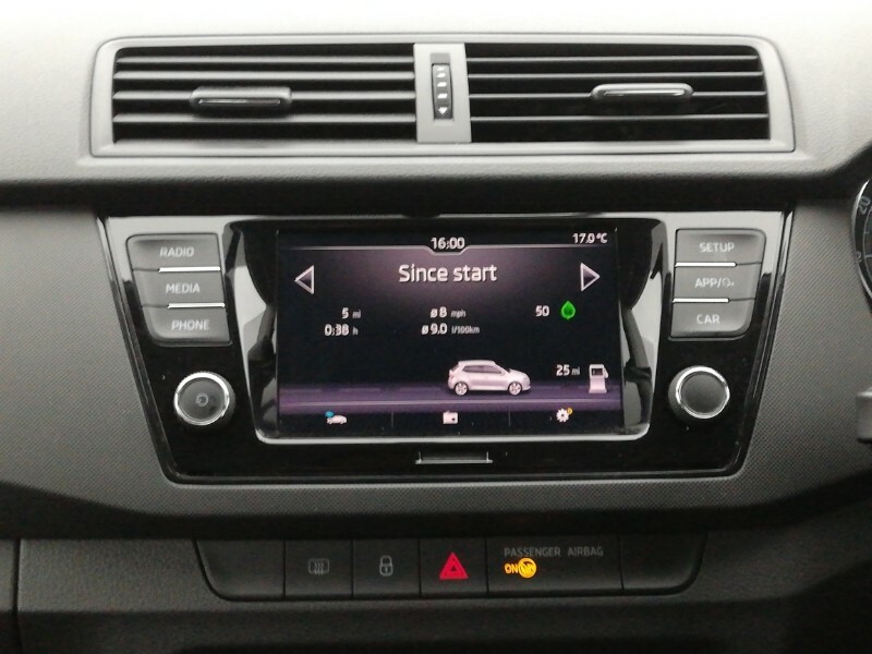 Skoda Fabia 1.0 Tsi Colour Edition Dsg Red #10