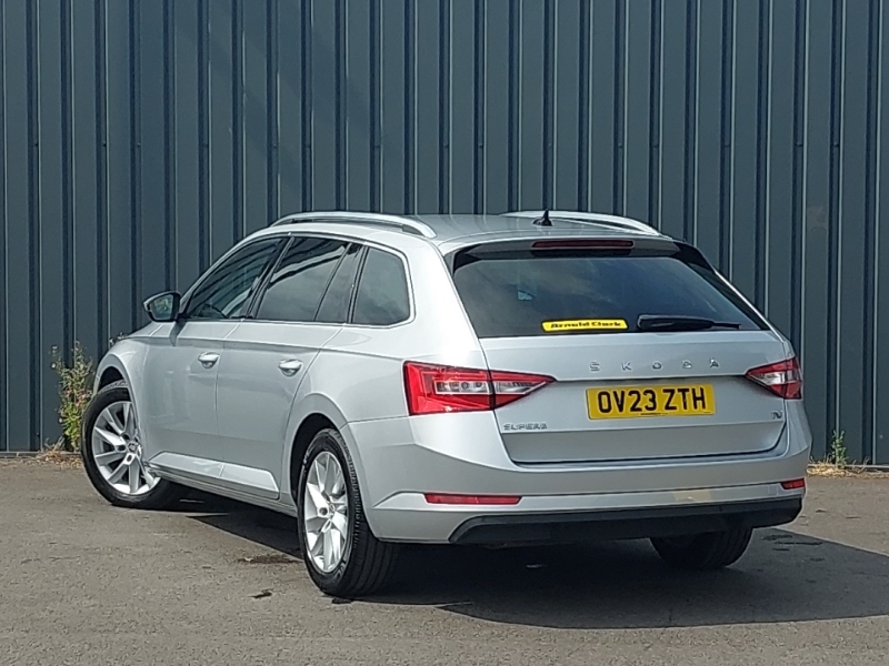 Skoda Superb 1.4 Tsi Iv Se Technology Dsg Silver #2