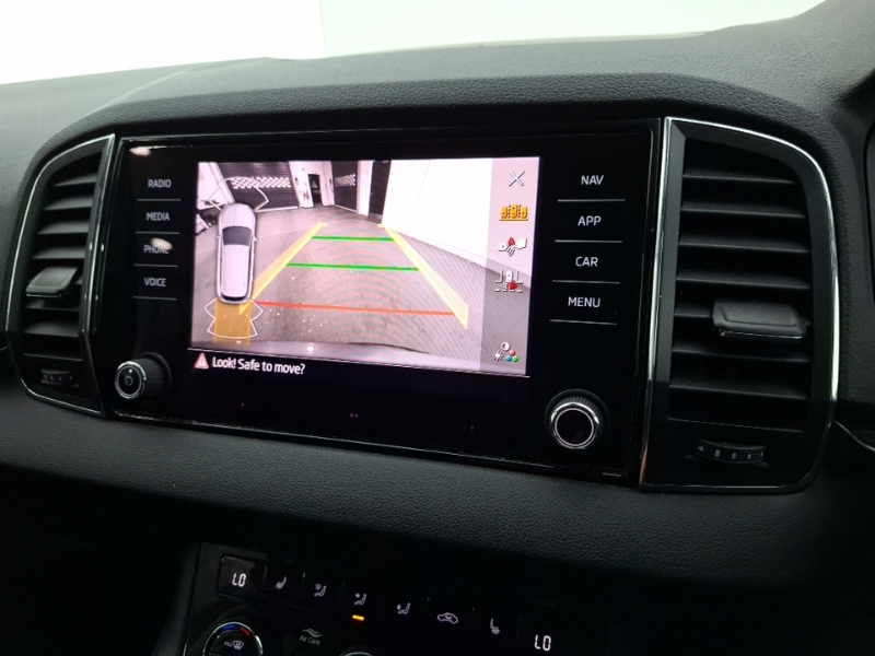 Skoda Karoq Se L Black #9
