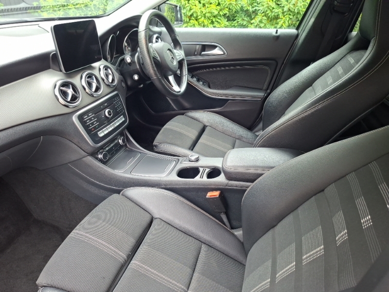 Mercedes-Benz GLA Class Gla 180 Urban Edition Grey #5