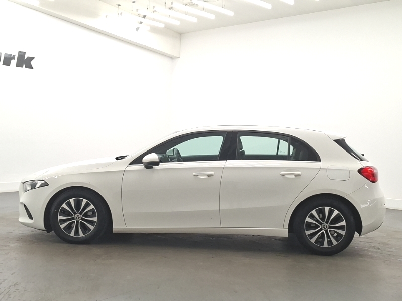 Mercedes-Benz A Class A180d Se White #4