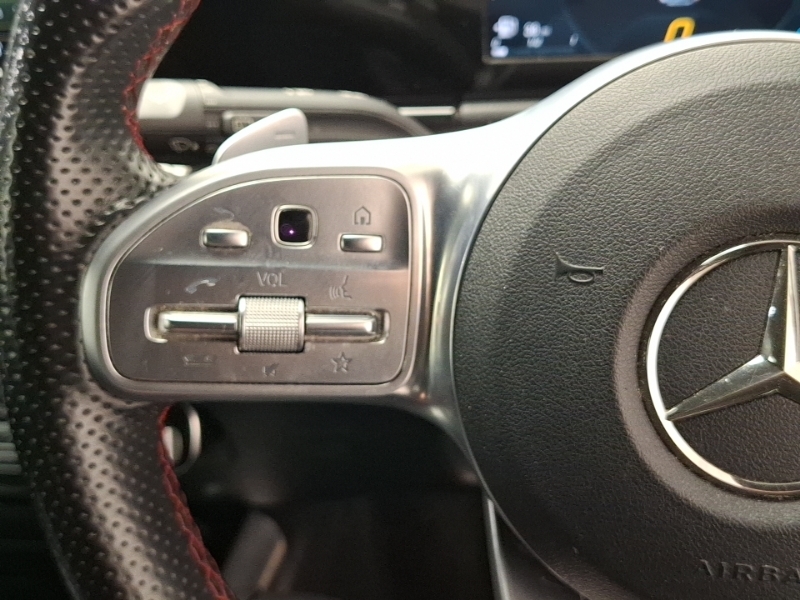 Mercedes-Benz GLA Class Gla 180 Amg Line White #12