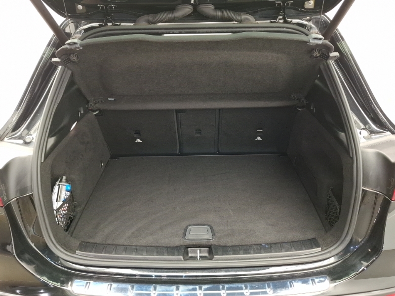 Mercedes-Benz GLA Class Gla 180 Amg Line White #18
