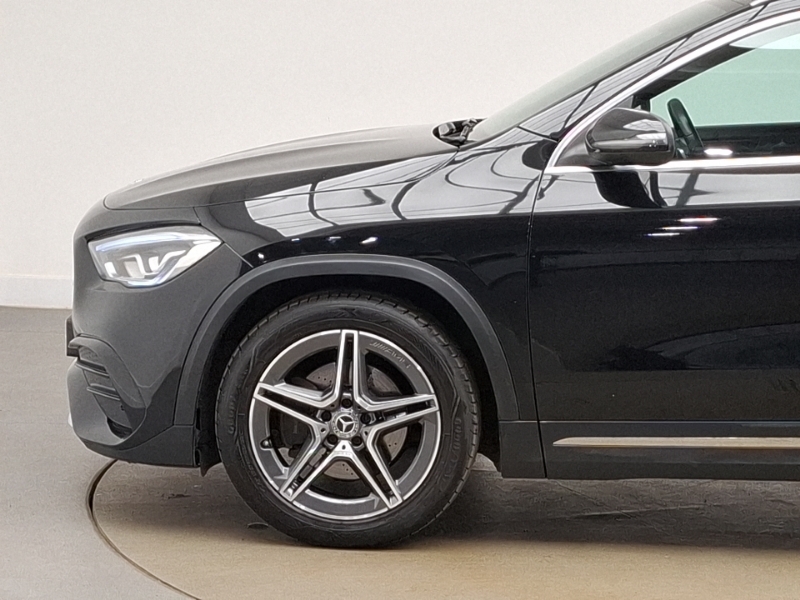 Mercedes-Benz GLA Class Gla 180 Amg Line White #19