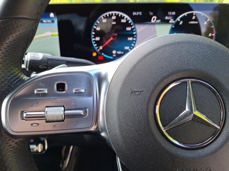 Mercedes-Benz CLA Class Cla 180 Amg Line Executive Tip Red #12