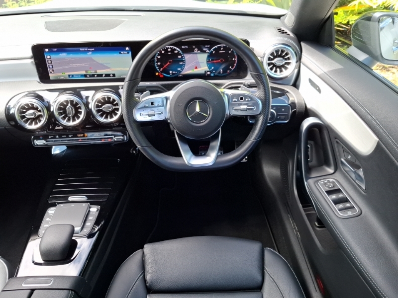 Mercedes-Benz CLA Class Cla 180 Amg Line Executive Tip Red #8