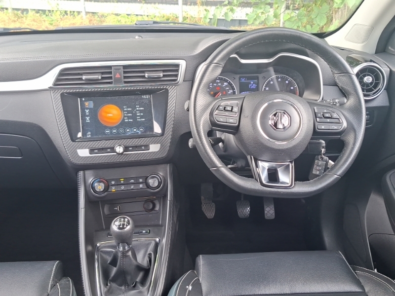 MG ZS Zs 1.5L Exclusive 105 Bhp Black #8