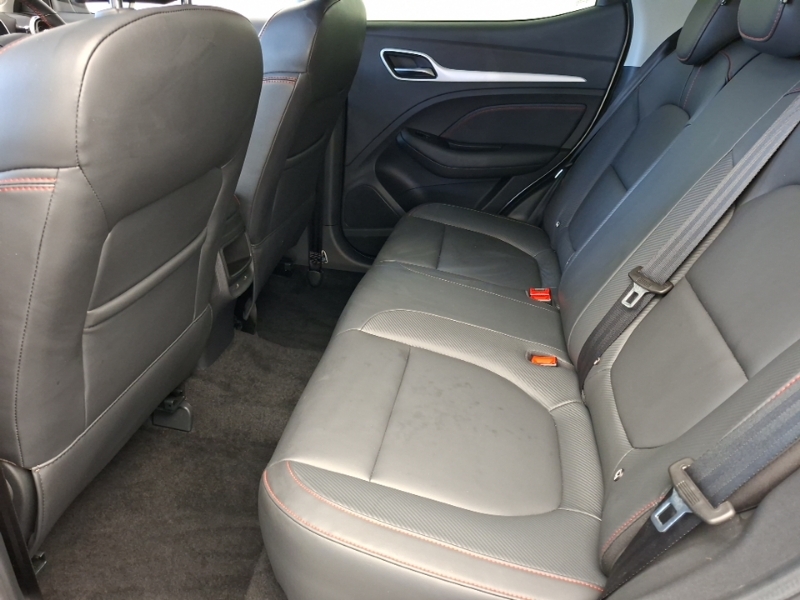 MG ZS 1.0T Gdi Exclusive Dct Silver #6