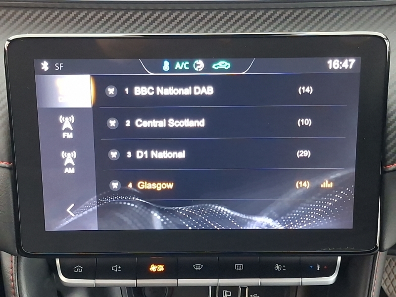 MG ZS Zs 72.6Kwh Trophy Long Range Suv White #11