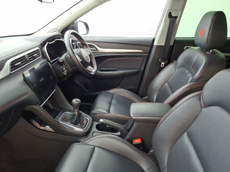 MG ZS Zs 72.6Kwh Trophy Long Range Suv White #5