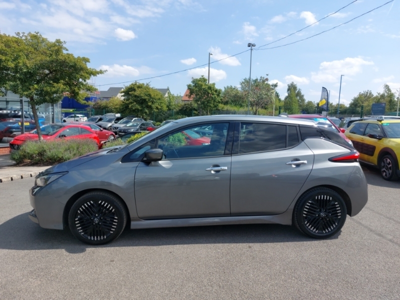 Nissan Leaf 110Kw N-connecta 39Kwh Grey #4
