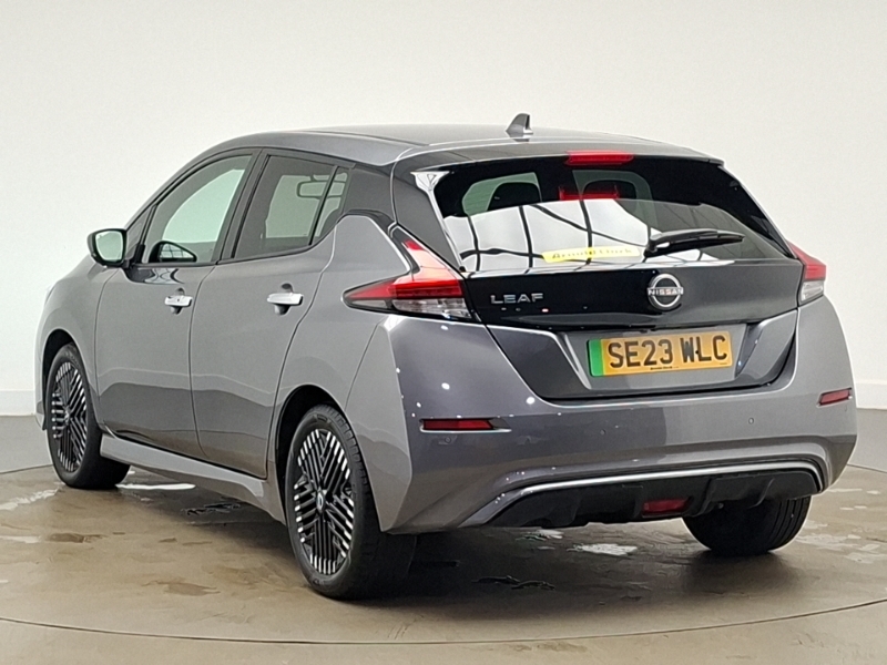 Nissan Leaf 110Kw N-connecta 39Kwh Grey #2