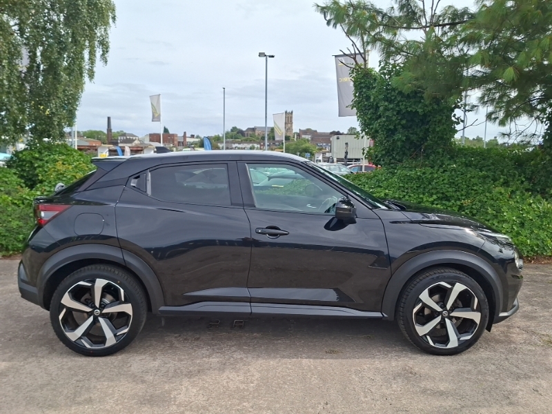 Nissan Juke 1.0 Dig-t Tekna Black #4