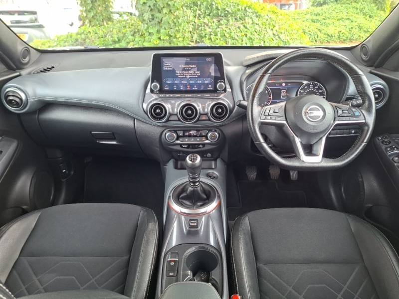 Nissan Juke 1.0 Dig-t Tekna Black #3