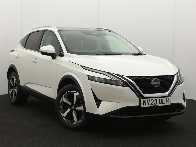 Nissan Qashqai 1.3 Dig-t Mh 158 N-connecta Xtronic White