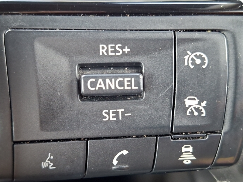 Nissan X-Trail Tekna Black #12