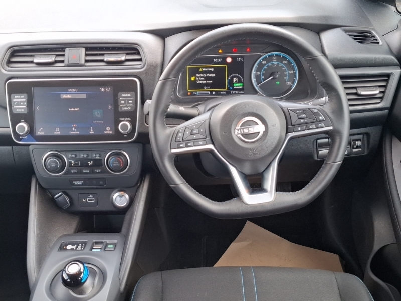 Nissan Leaf 39Kwh Tekna Hatchback Black #8