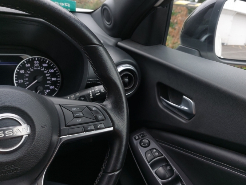 Nissan Juke 1L N-connecta Red #13