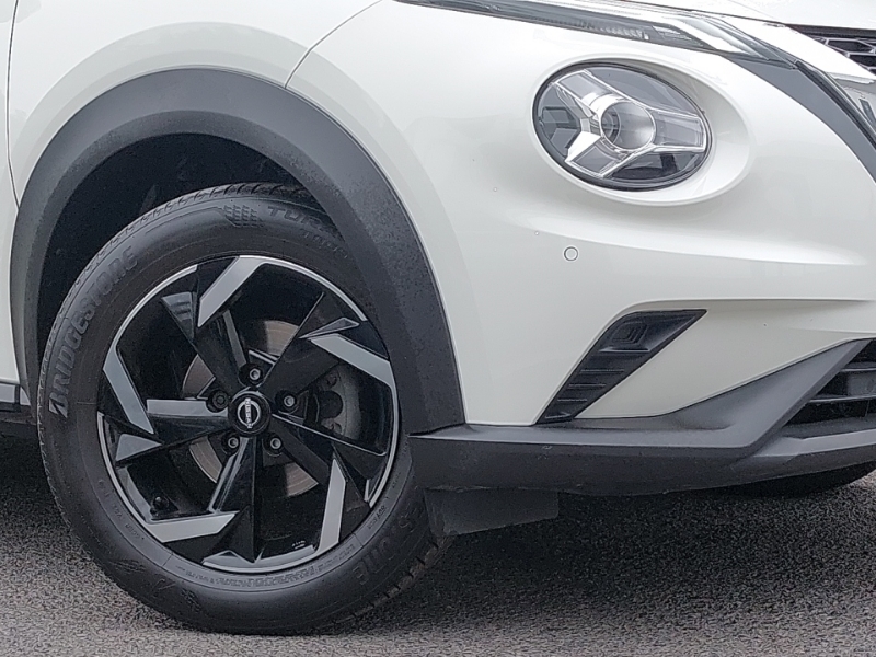 Nissan Juke 1L N-connecta Red #20