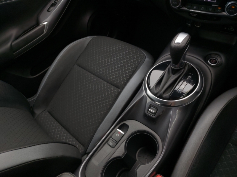 Nissan Juke 1L N-connecta Red #15