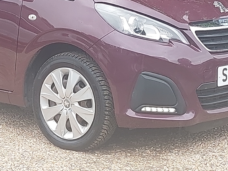 Peugeot 108 1.0 Active Black #20