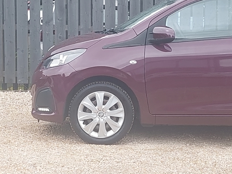 Peugeot 108 1.0 Active Black #19