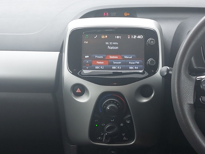 Peugeot 108 1.0 Active Black #9
