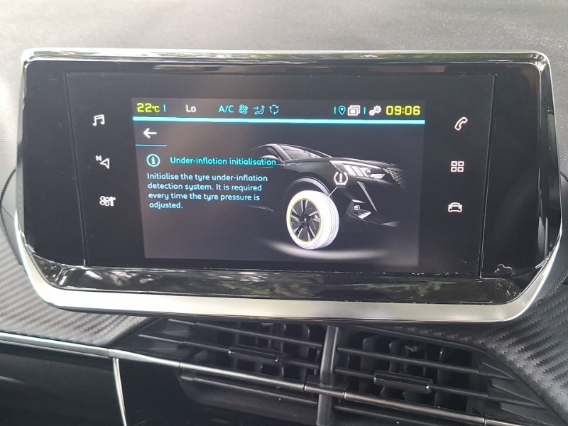 Peugeot e-2008 100Kw Gt 50Kwh Black #17
