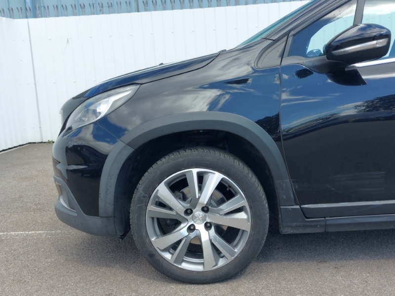 Peugeot 2008 2008 Allure Green #19