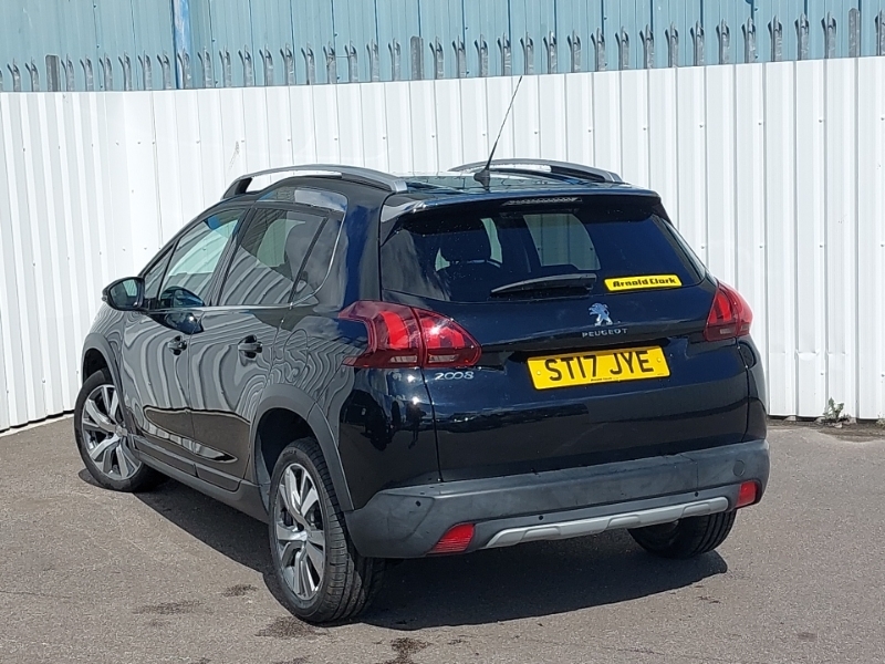 Peugeot 2008 1.6 Bluehdi 120 Allure Black #2