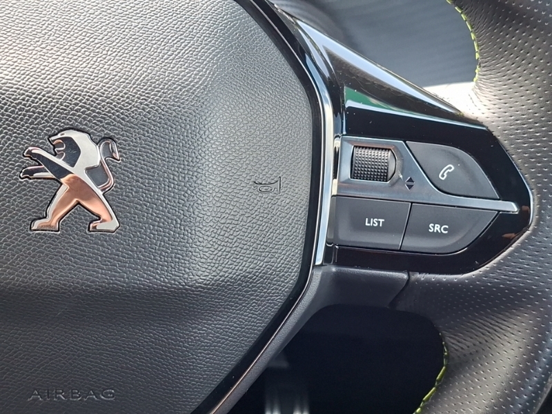 Peugeot e-208 208 Allure Premium Ev Black #13