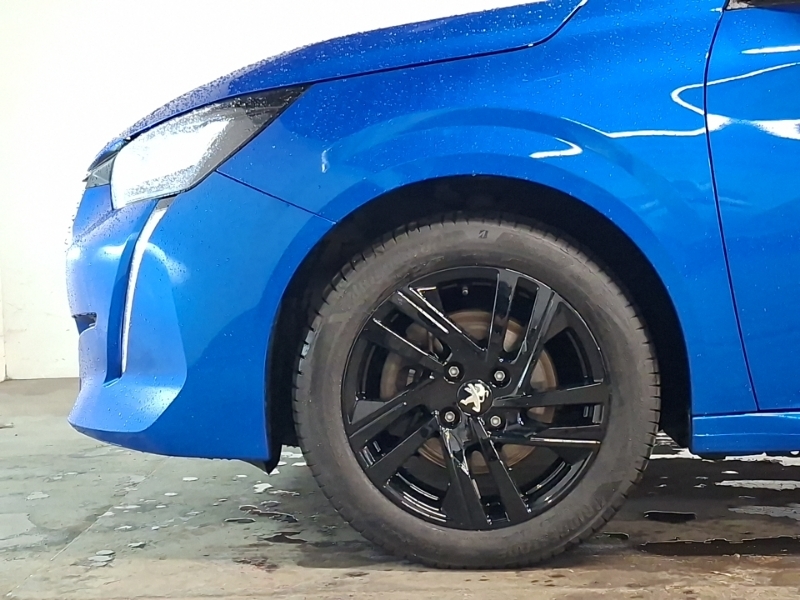 Peugeot 208  White #19