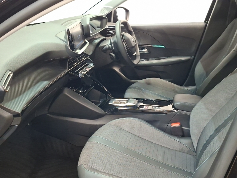 Peugeot 208 1.2 Puretech 130 Allure Premium Eat8 Black #5