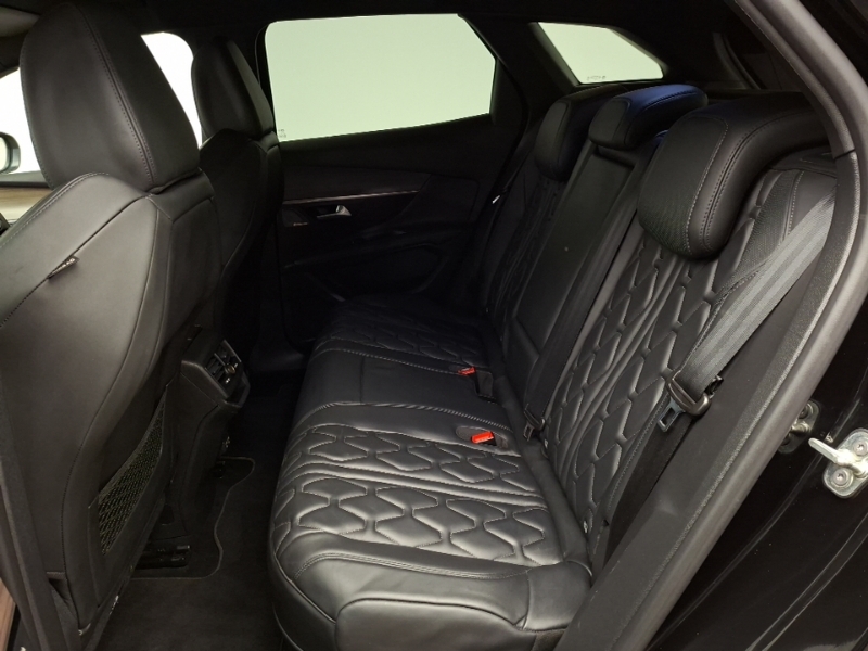 Peugeot 3008 1.6 Hybrid 225 Gt E-eat8 Black #6
