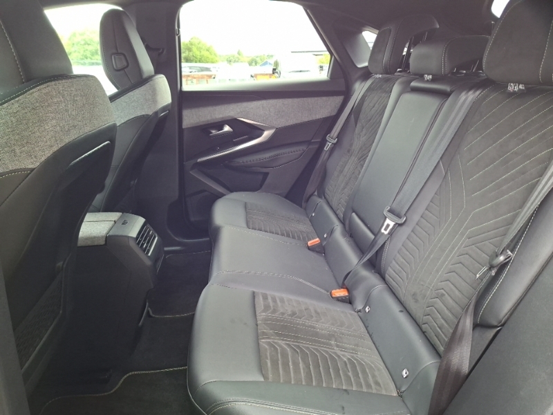 Peugeot 3008 157Kw Gt 73Kwh Black #6