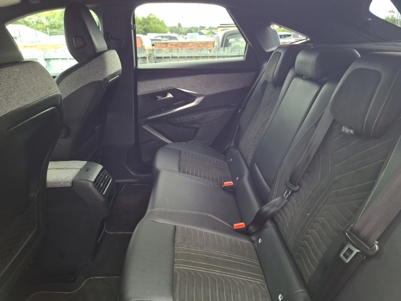 Peugeot 3008 157Kw Gt 73Kwh Blue #6