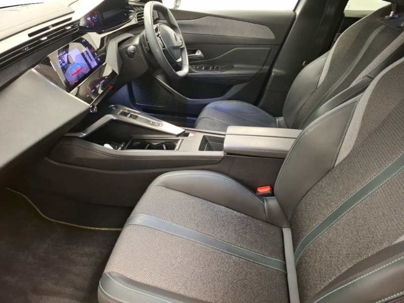 Peugeot 308 1.2 Puretech Allure Premium Eat8 White #5