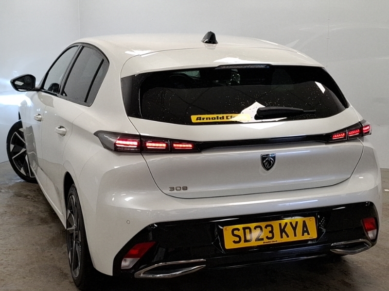 Peugeot 308 1.2 Puretech Allure Premium Eat8 White #2