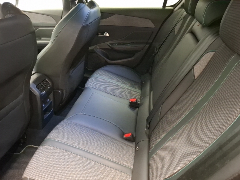 Peugeot 308 1.2 Puretech Allure Premium Eat8 White #6