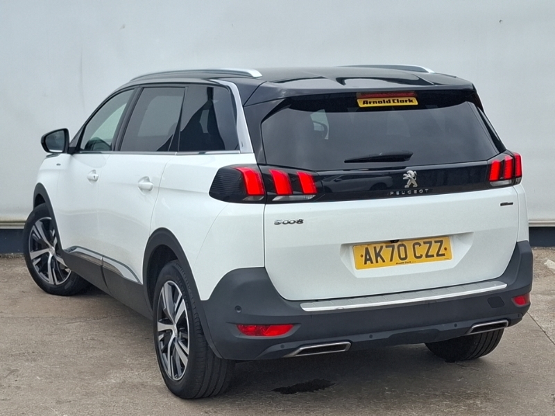 Peugeot 5008 1.2 Puretech Gt Line White #2