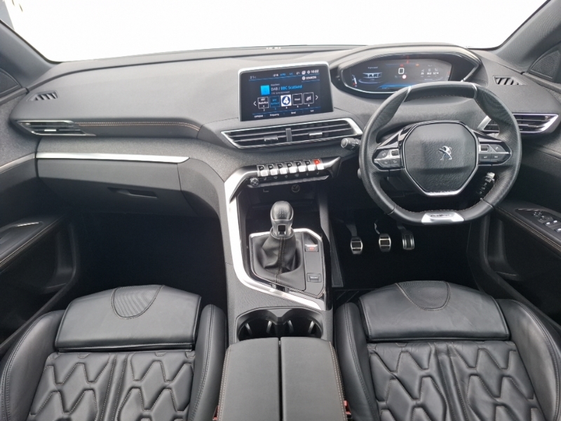 Peugeot 5008 1.2 Puretech Gt Line White #3