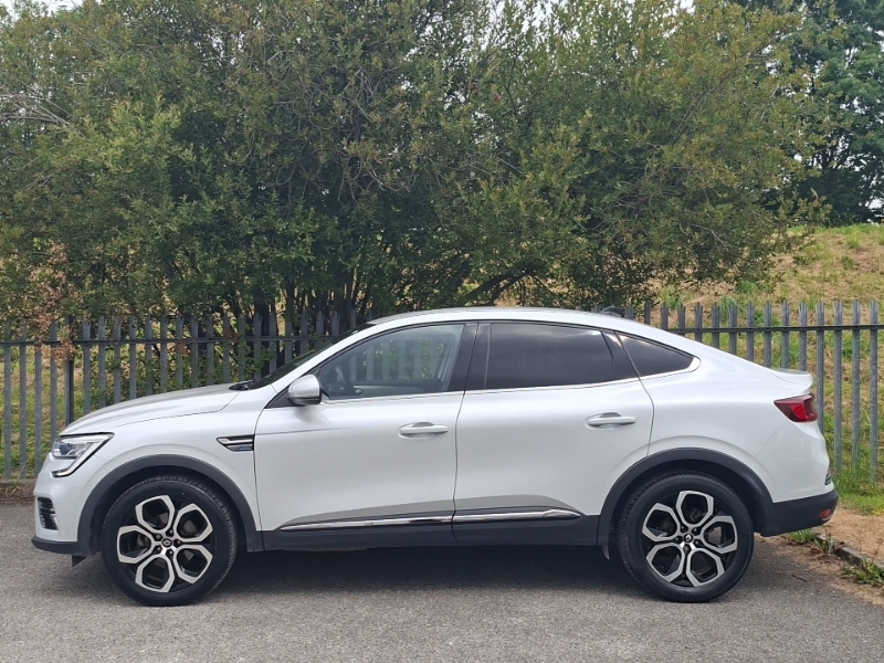 Renault Arkana 1.6 E-tech Full Hybrid 145 Techno White #4
