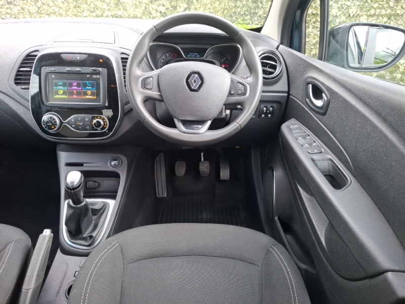 Renault Captur Dci Iconic - Navigation, Rear Parking Sensors, Cru Black #8