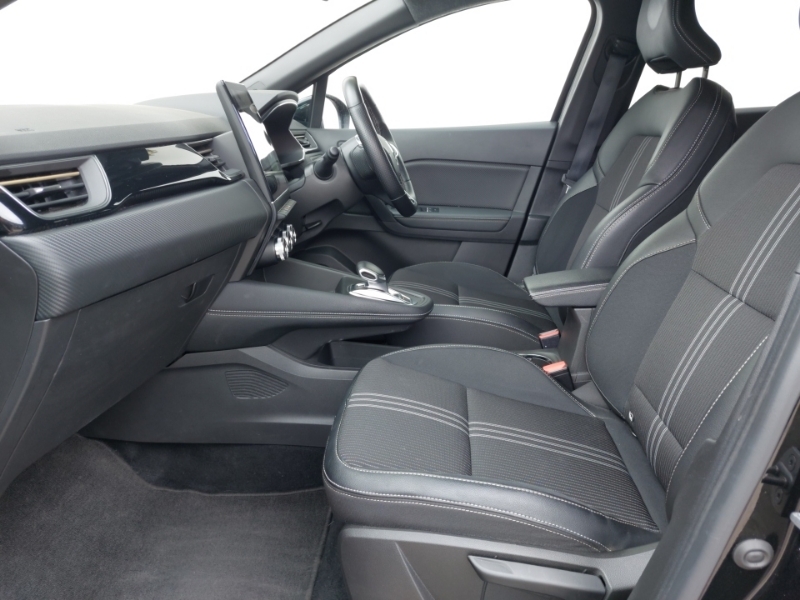 Renault Captur 1.6 E-tech Plug-in Hybrid 160 Engineered Black #5