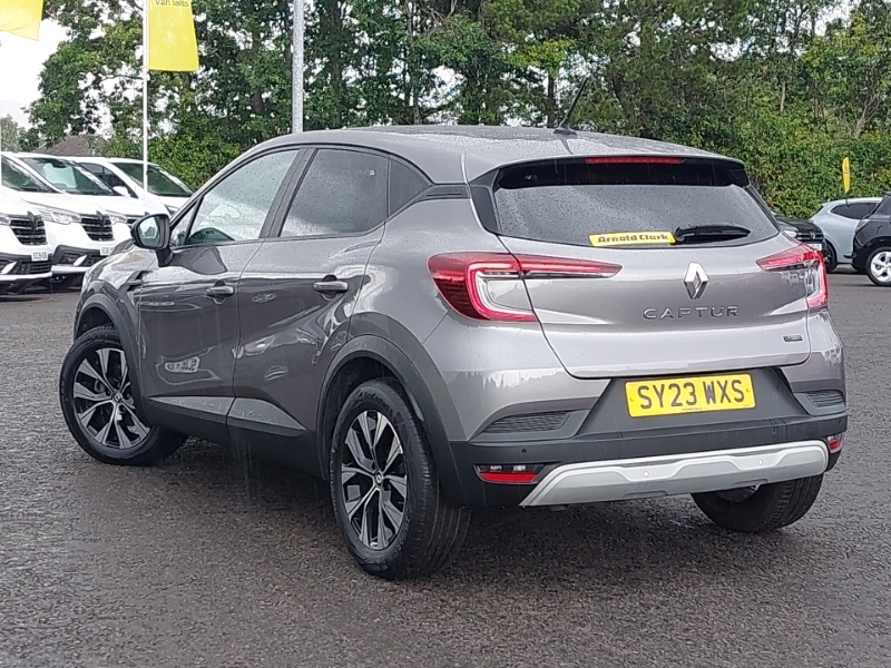 Renault Captur 1.6 E-tech Full Hybrid 145 Evolution Grey #2